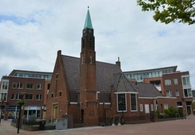 Dominee Sandra van Zeeland voorganger bij de Streekdienst in de VPG Boskoop